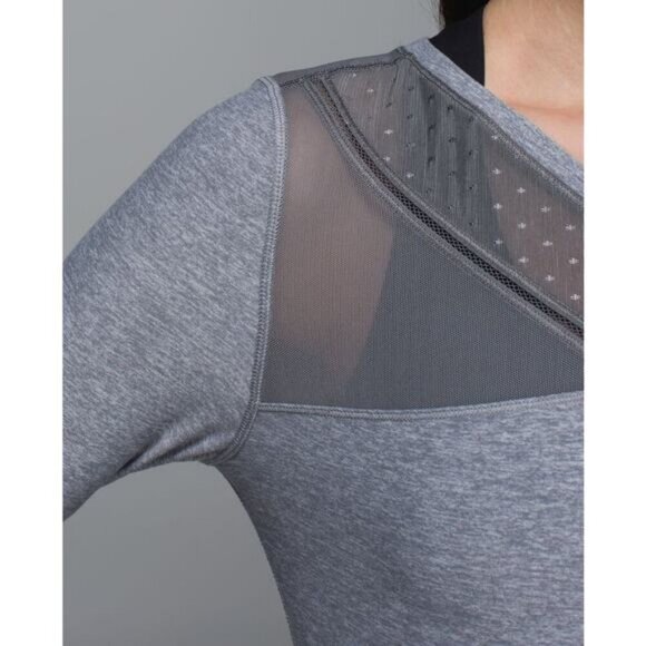 LULULEMON Just Breathe Long Sleeve Size 10 Heathered Slate - Picture 3 of 11